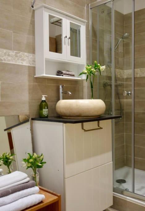 Appartement Quartier Latin 4 Personnes Paris Extérieur photo
